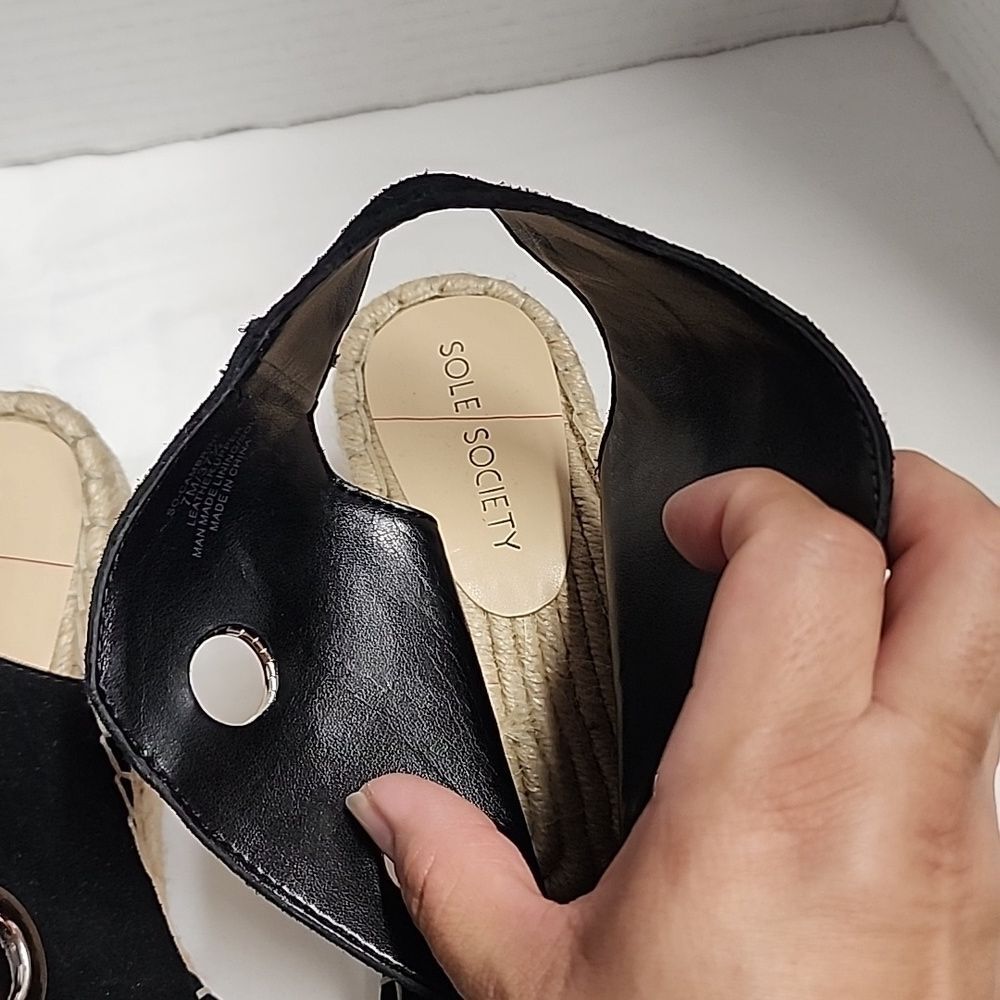 Sole Society Cambrine Black with wedged heel size 7 sandals partial leather - Picture 8 of 11